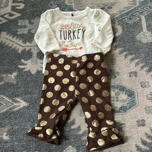 GUC Thanksgiving outfit